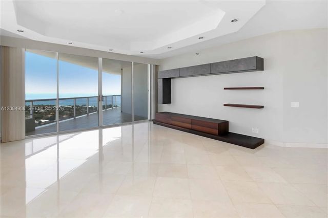 2 of 39 - 3802 Ne 207th Street #2604, Aventura, FL