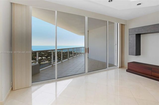 3 of 39 - 3802 Ne 207th Street #2604, Aventura, FL