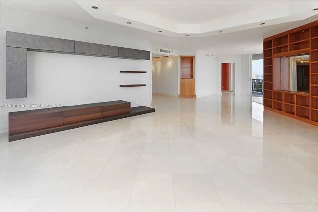 4 of 39 - 3802 Ne 207th Street #2604, Aventura, FL
