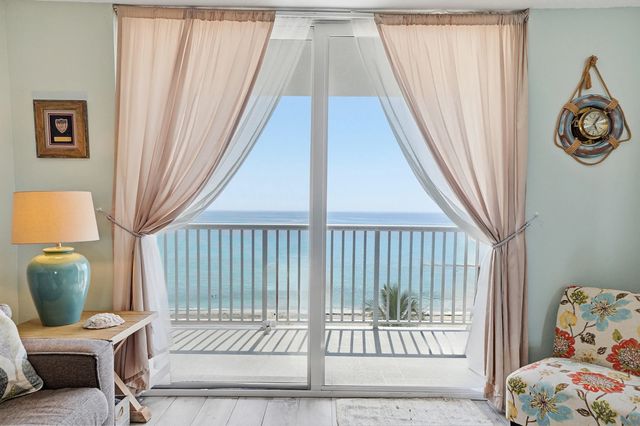 400 N Surf Road #704, Hollywood