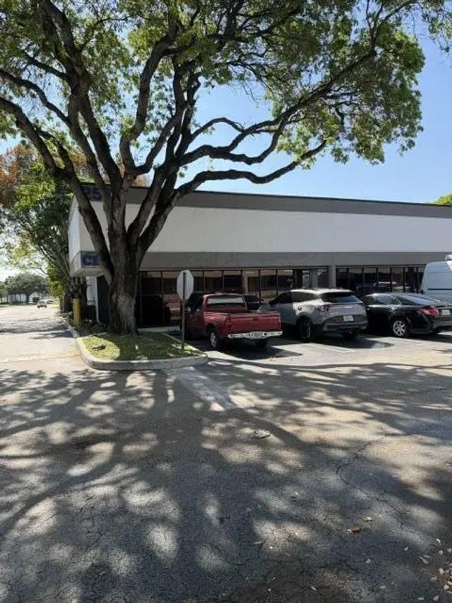 2560 N Powerline Road #201, Pompano Beach
