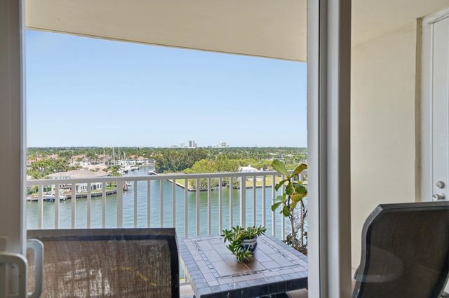 2 of 54 - 1401 S Ocean Drive #ph4, Hollywood, FL