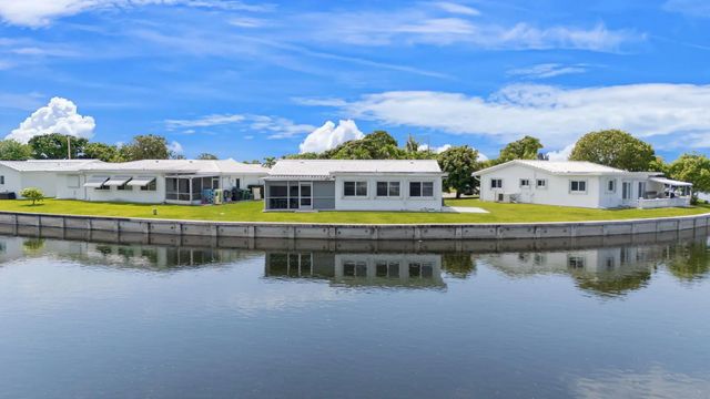 4 of 29 - 8609 Nw 59th Place, Tamarac, FL