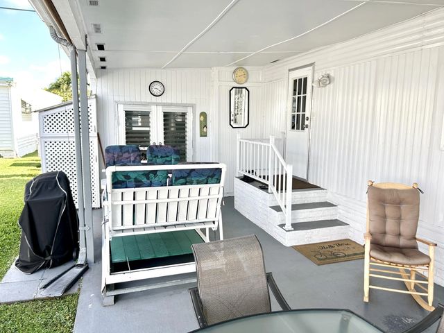 4 of 30 - 3233 State Street, Hollywood, FL