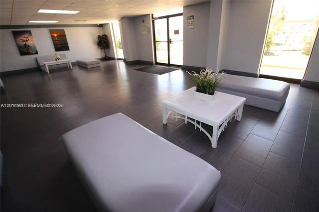 3 of 7 - 13499 Biscayne Boulevard #404, North Miami, FL