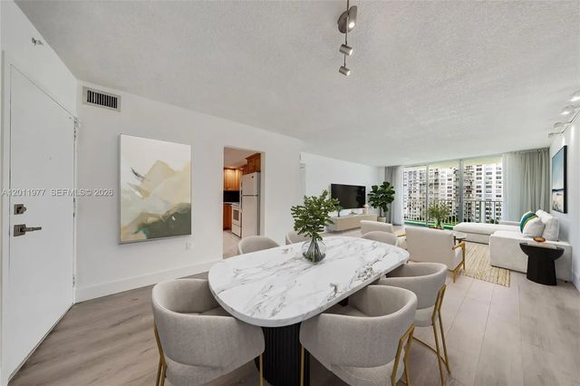 3 of 21 - 2801 Ne 183rd Street #912w, Aventura, FL