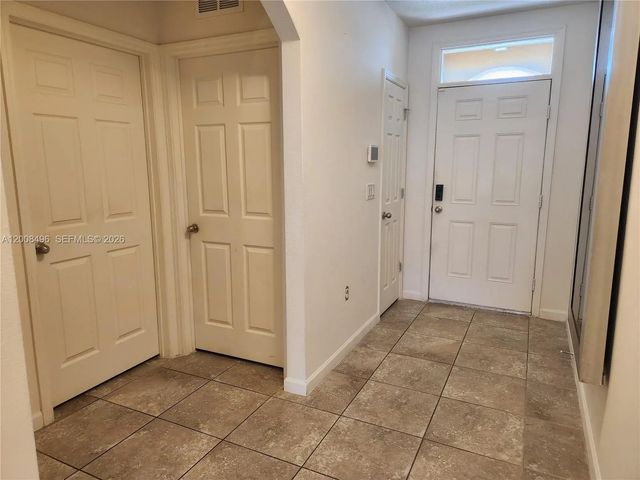 4 of 25 - 2257 Sw Import Drive, Port St. Lucie, FL