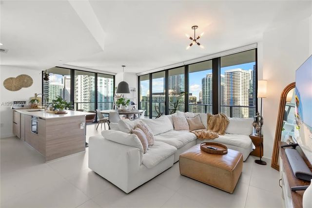 1300 S Miami Avenue #2001, Miami