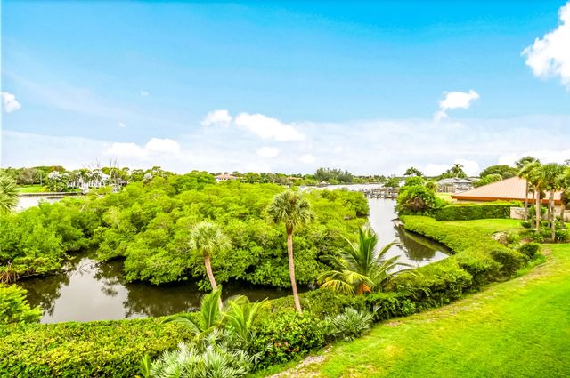 3 of 35 - 1701 Marina Isle Way #103, Jupiter, FL