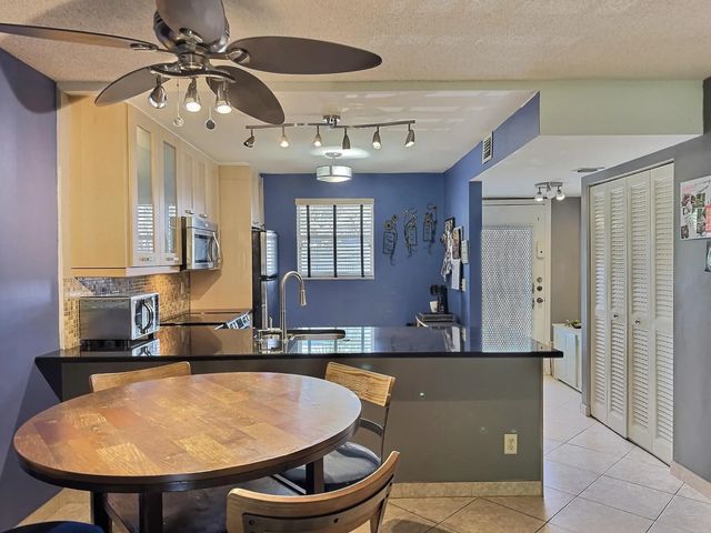 4 of 36 - 3150 Holiday Springs Boulevard #8-204, Margate, FL