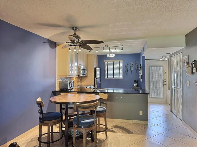 5 of 36 - 3150 Holiday Springs Boulevard #8-204, Margate, FL
