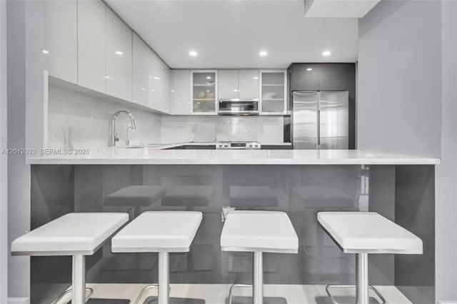 4 of 36 - 3161 S Ocean Drive #1107, Hallandale Beach, FL