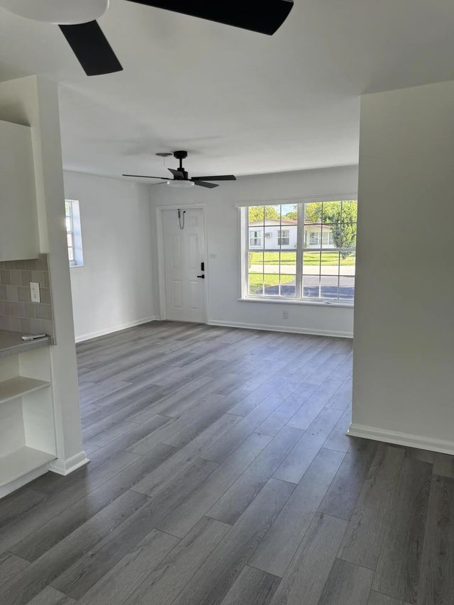 3 of 20 - 6368 Nw 24th Court, Margate, FL
