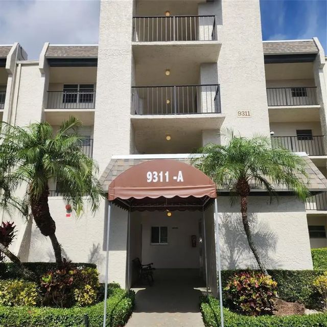 9311 Orange Grove Drive #114, Davie