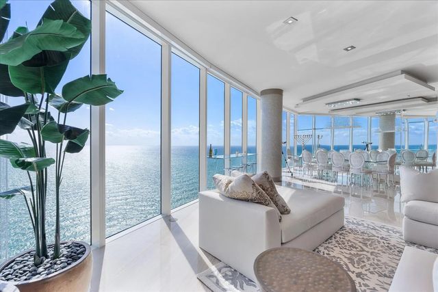 2711 S Ocean Drive #3602, Hollywood