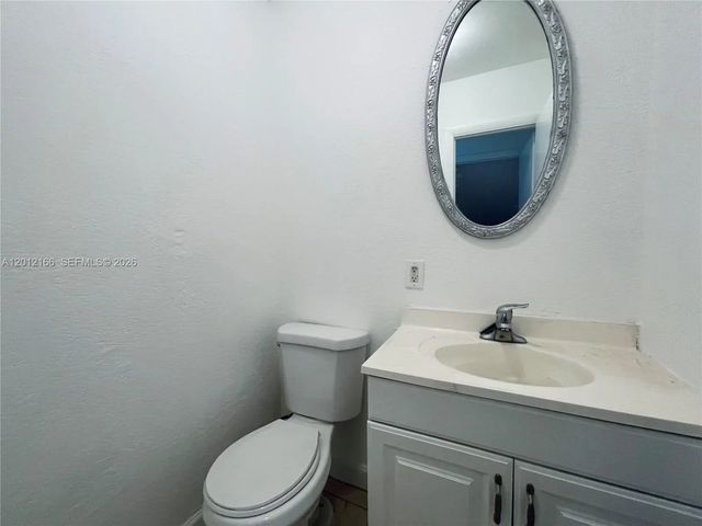 5 of 10 - 825 Nw 46th Avenue #825, Plantation, FL