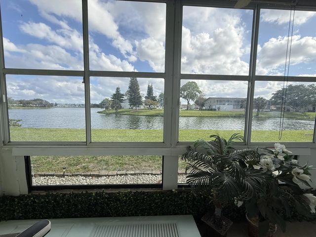 343 Chatham Q, West Palm Beach