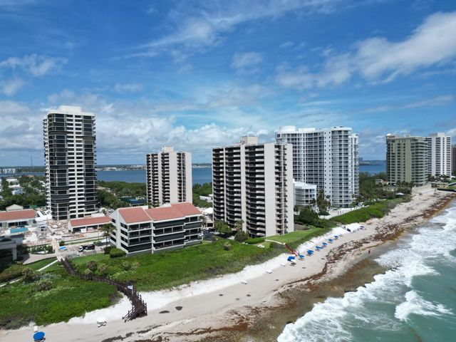 3 of 34 - 4200 N Ocean Drive #1-204, Riviera Beach, FL