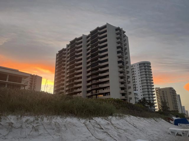 4 of 34 - 4200 N Ocean Drive #1-204, Riviera Beach, FL