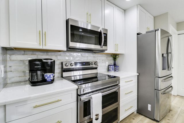 2 of 35 - 1228 Nw Sun Terrace Circle #d, Port St. Lucie, FL