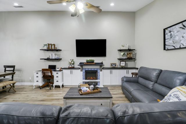 5 of 35 - 1228 Nw Sun Terrace Circle #d, Port St. Lucie, FL