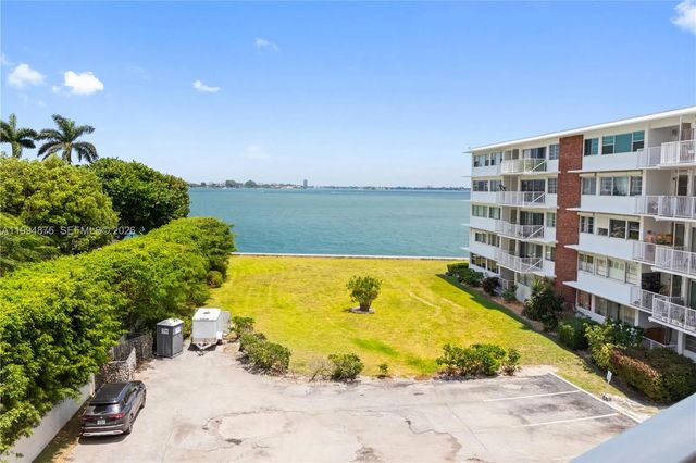 4 of 20 - 1700 Ne 105th #408, Miami Shores, FL