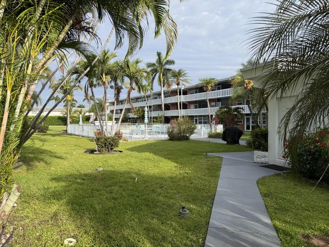 2 of 41 - 161 Ne 10th Avenue #12b, Hallandale Beach, FL