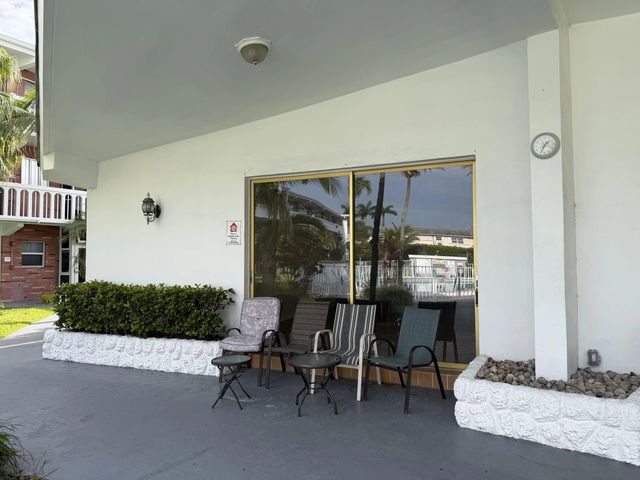5 of 41 - 161 Ne 10th Avenue #12b, Hallandale Beach, FL