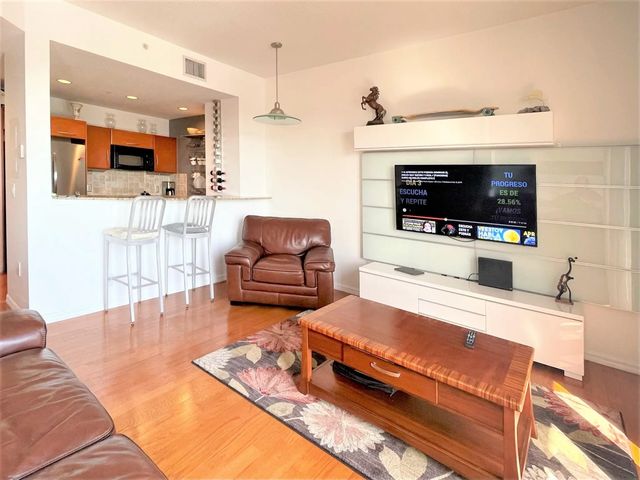 5 of 14 - 511 Lucerne Avenue #616, Lake Worth Beach, FL