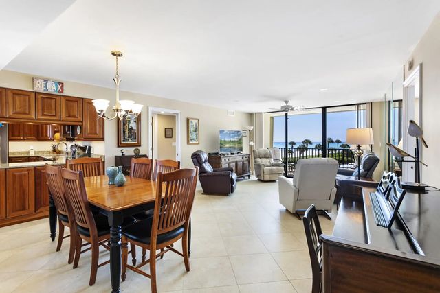 2 of 33 - 400 Ocean Trail Way #303, Jupiter, FL