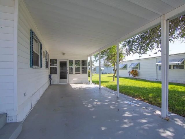 3 of 34 - 264 Ne Cameo Way, Jensen Beach, FL