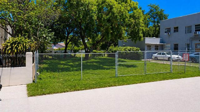 285 Ne 55th Street, Miami