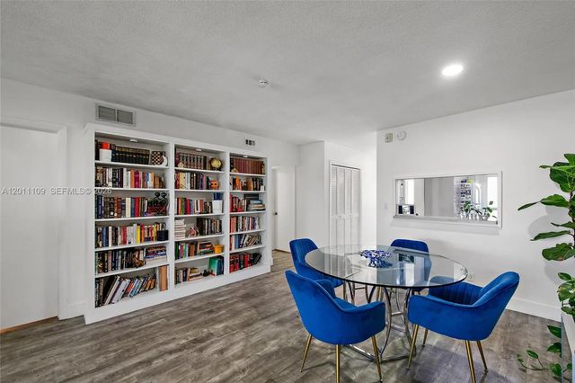3 of 32 - 1100 Sw 12th Street #300, Fort Lauderdale, FL