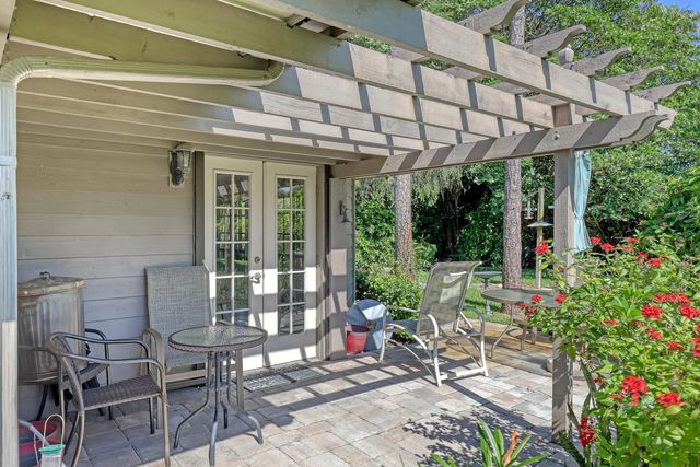 4 of 28 - 652 Cypress Key Circle, Atlantis, FL