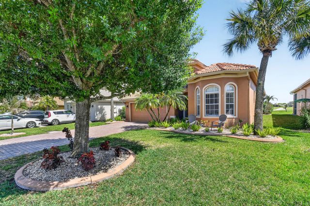 3 of 62 - 332 Nw Stratford Lane, Port St. Lucie, FL