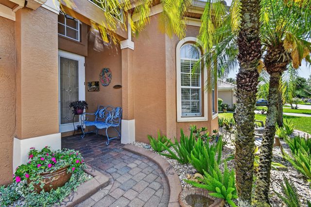 5 of 62 - 332 Nw Stratford Lane, Port St. Lucie, FL