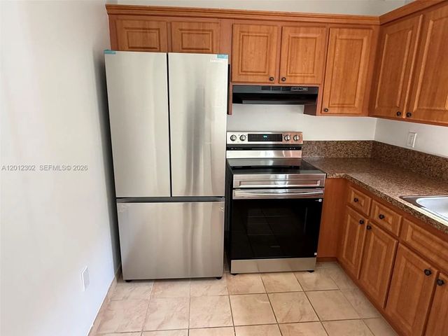 3 of 12 - 6850 Nw 173rd Drive #109, Hialeah, FL