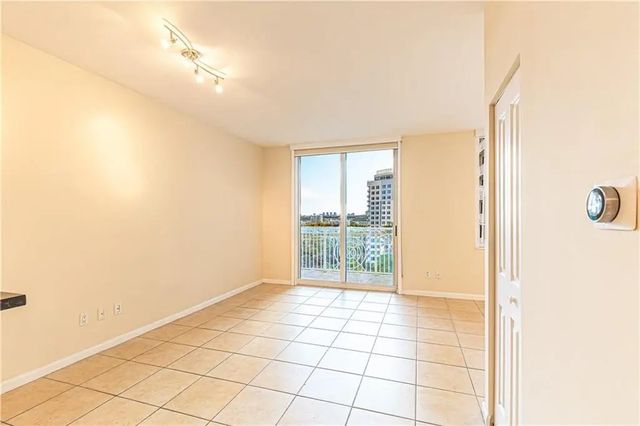 3 of 30 - 511 Se 5th Avenue #1118, Fort Lauderdale, FL