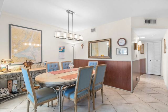 4 of 21 - 100 Se 6th Avenue #304, Pompano Beach, FL