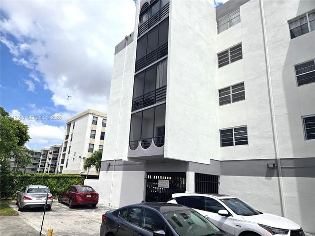 4670 W 13th Lane #507, Hialeah