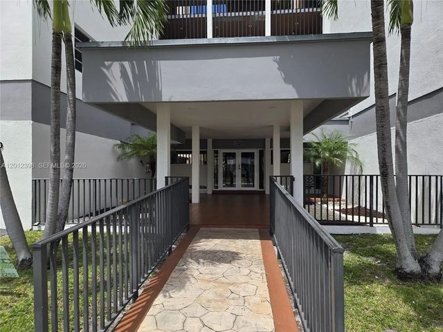 2 of 40 - 4670 W 13th Lane #507, Hialeah, FL