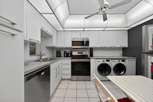 4 of 31 - 6000 N Ocean Boulevard #2a, Lauderdale-By-The-Sea, FL