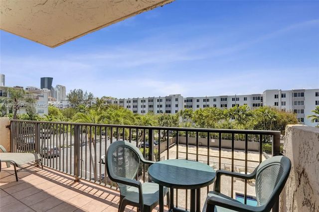 250 181st Drive #214, Sunny Isles Beach
