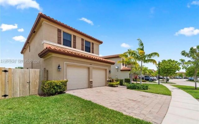 3 of 14 - 2401 Ne 2nd Drive, Homestead, FL