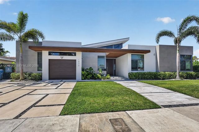 1830 Ne 193rd Street, Miami