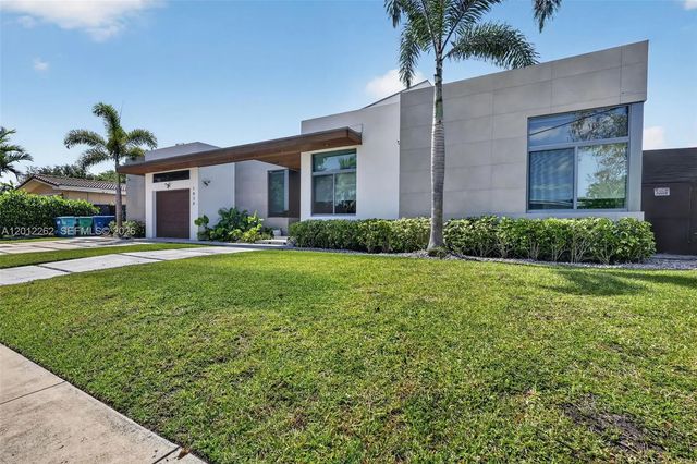 2 of 38 - 1830 Ne 193rd Street, Miami, FL