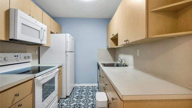 4 of 20 - 7231 Miami Lakes Drive #c5, Miami Lakes, FL