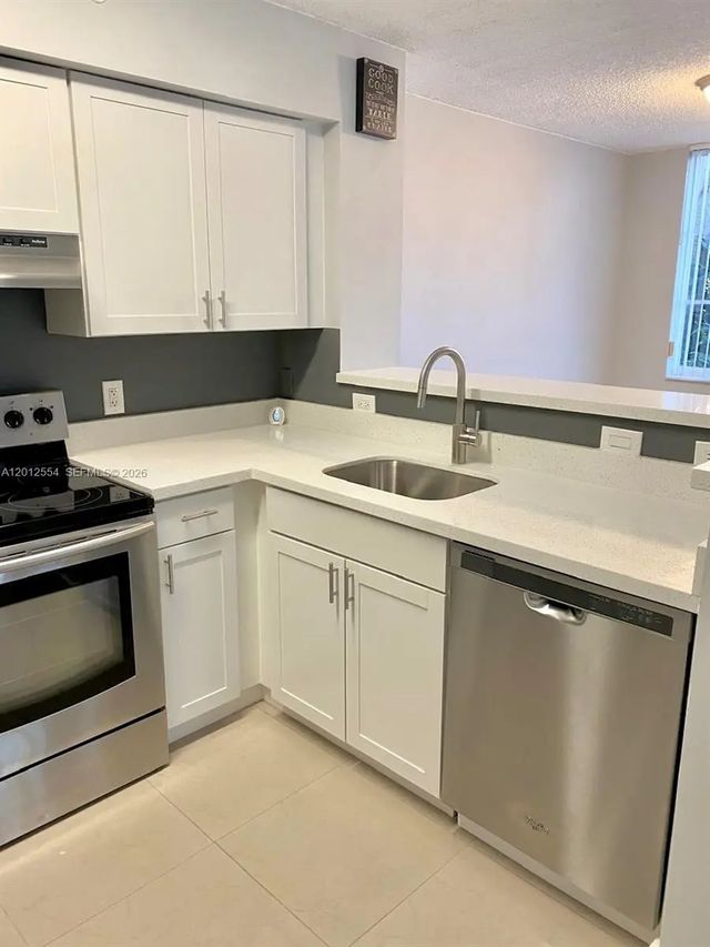 2 of 19 - 12118 Saint Andrews Place #107, Miramar, FL