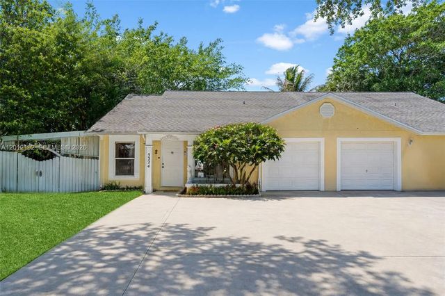 5324 Gray Fox Court, West Palm Beach