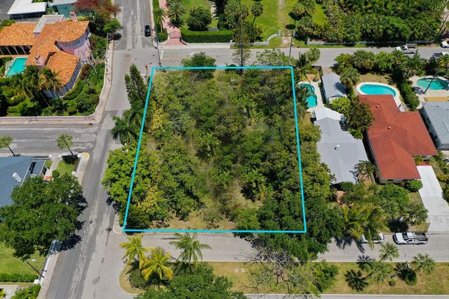 2 of 14 - 502 S Palmway, Lake Worth Beach, FL